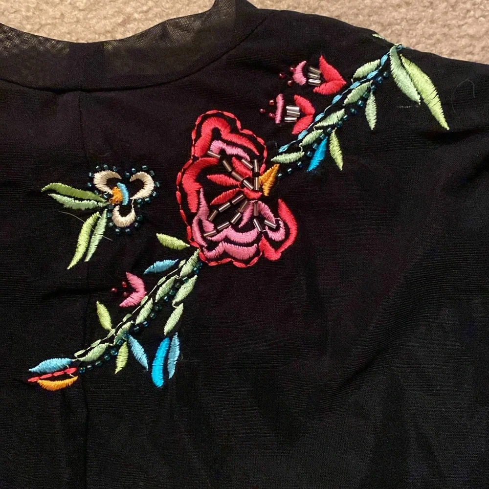 Cache Embroidered Chiffon Top - Picture 4 of 4